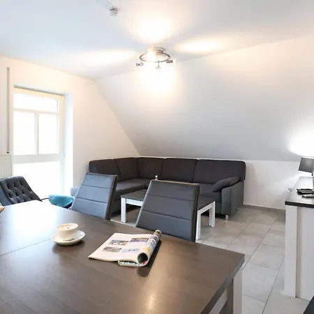 Apartment 7 Im 